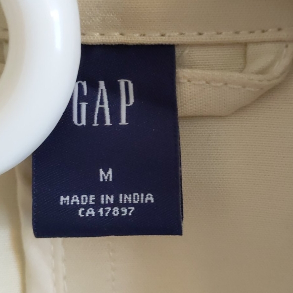 GAP Ladies Trench Coat - Picture 3 of 6